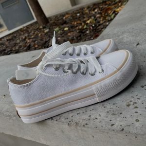 Converse blancas